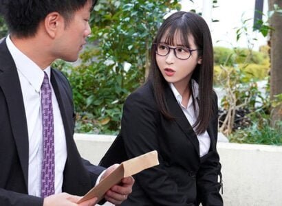 Em thư ký thể hiện bản chất thật khi đi công tác cùng sếp